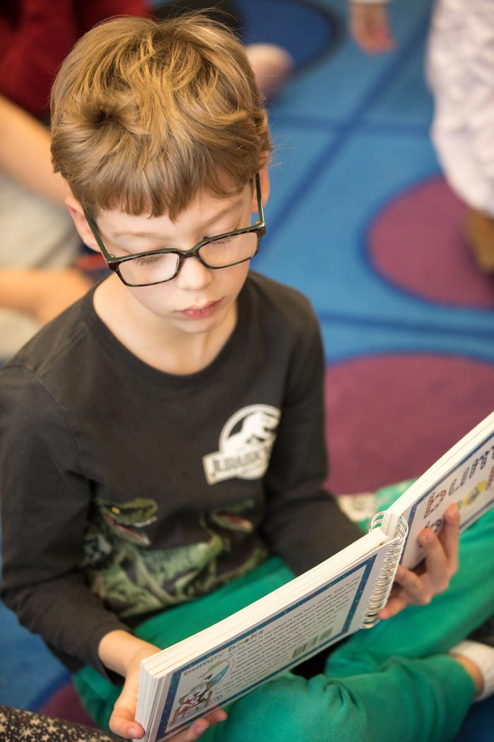 Learning reading with Bumpy Books